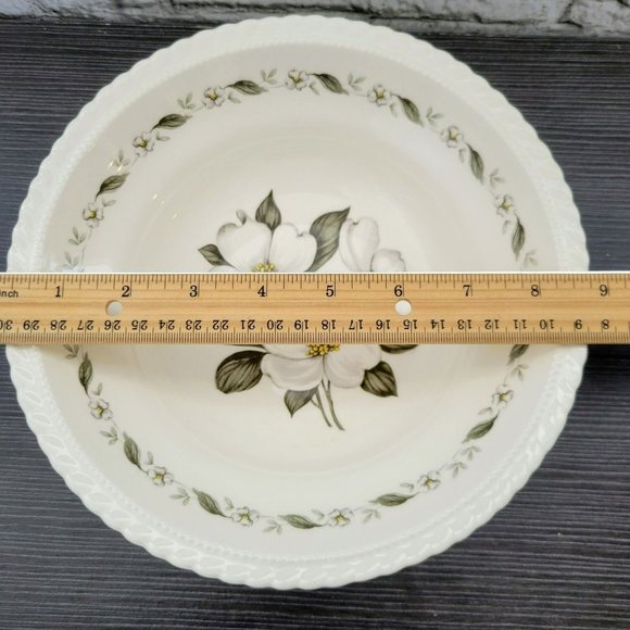 Vintage Monticello Steubenville 8 3/4" Serving Bowl, Dogwood Floral Pattern - Picture 7 of 10